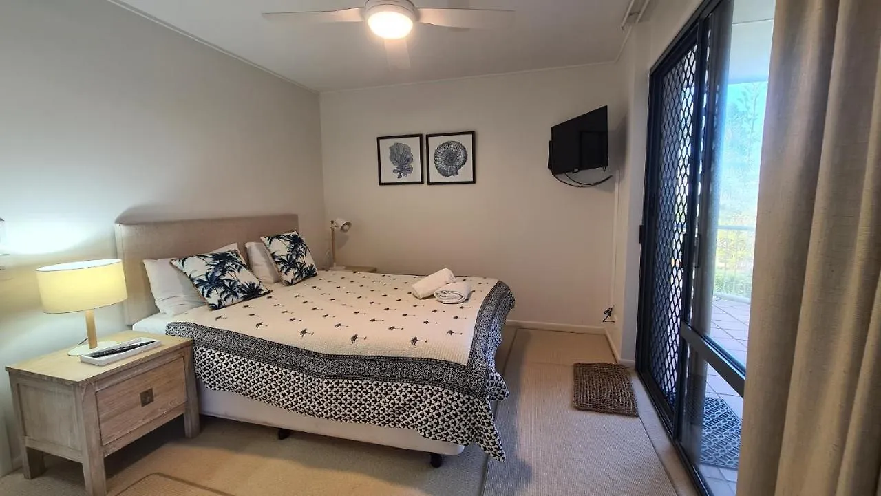 Surf Club Apartments Marcoola Australia